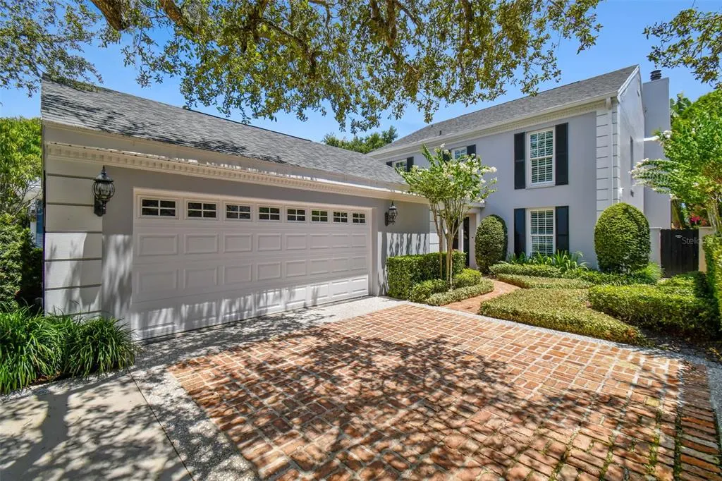 Exterior of 3008 West Hawthorne Road, Tampa, Florida
